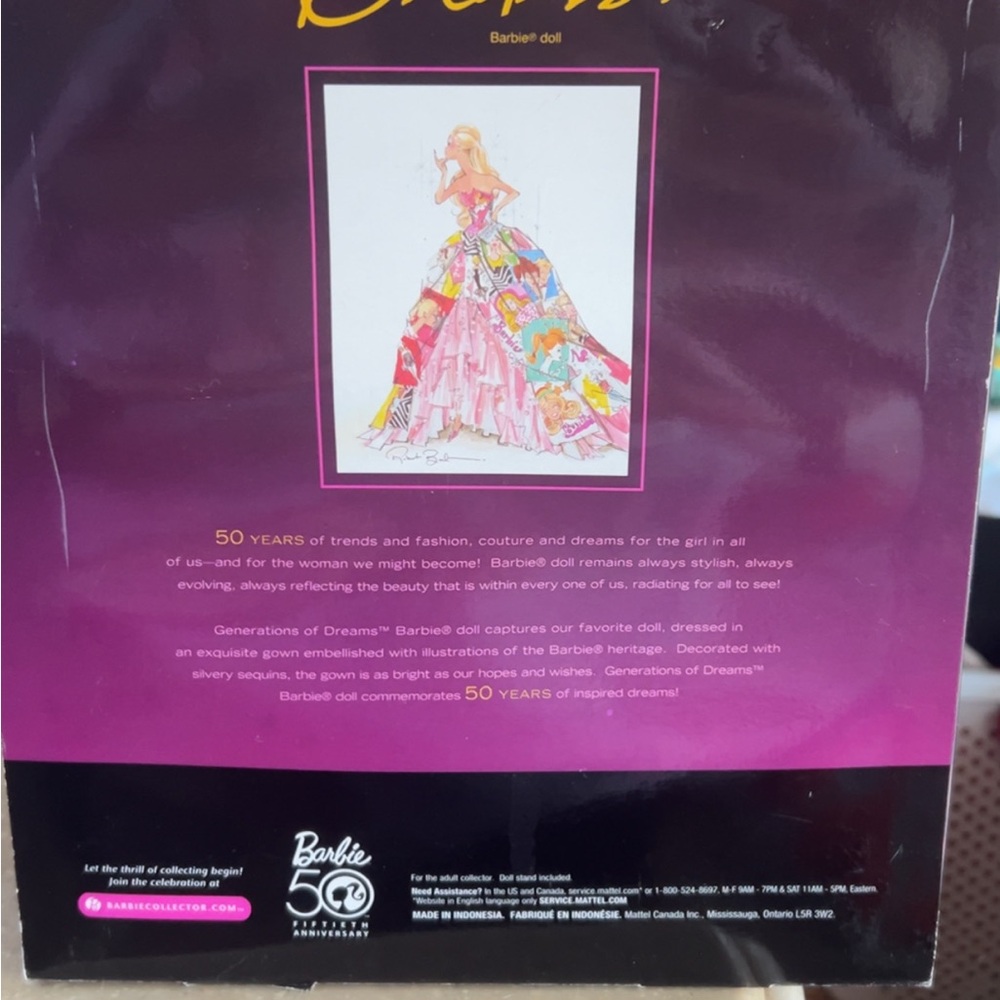 Barbie Generations of Dreams Doll in Pink and Gold - Picture 3 of 3